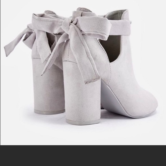 Grey open toed bootie from JustFab - Picture 3 of 4